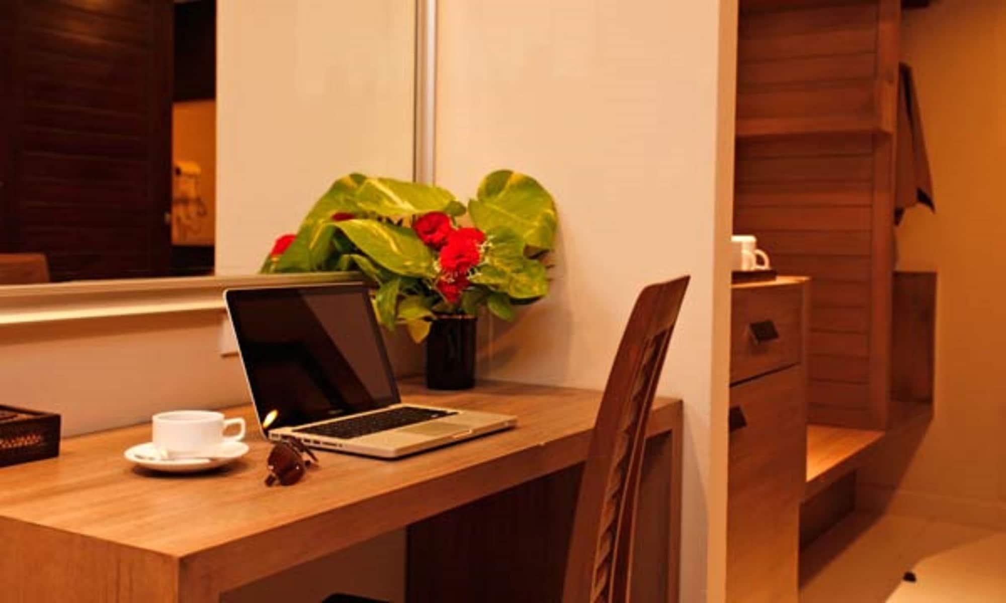 Отель Pattaya Loft Экстерьер фото