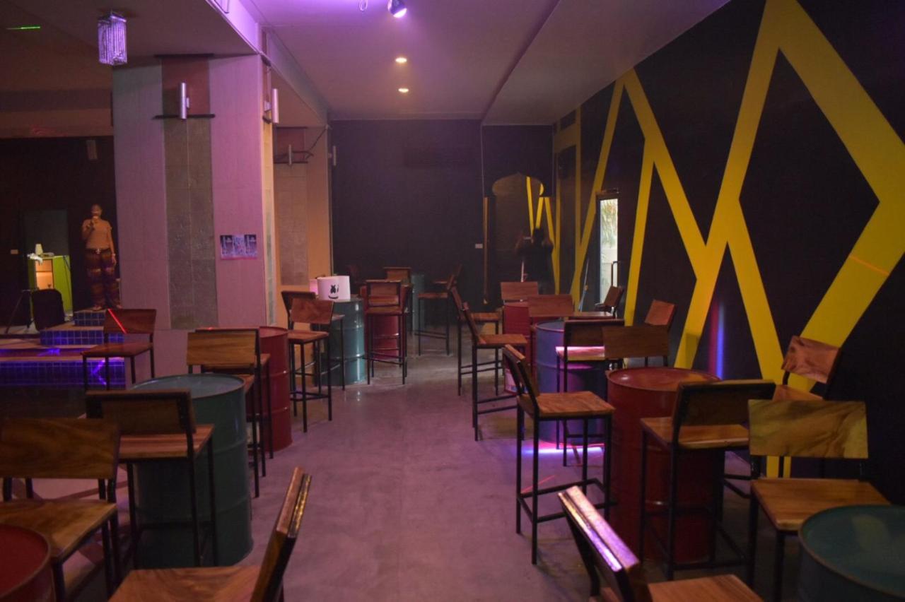 Отель Pattaya Loft Экстерьер фото