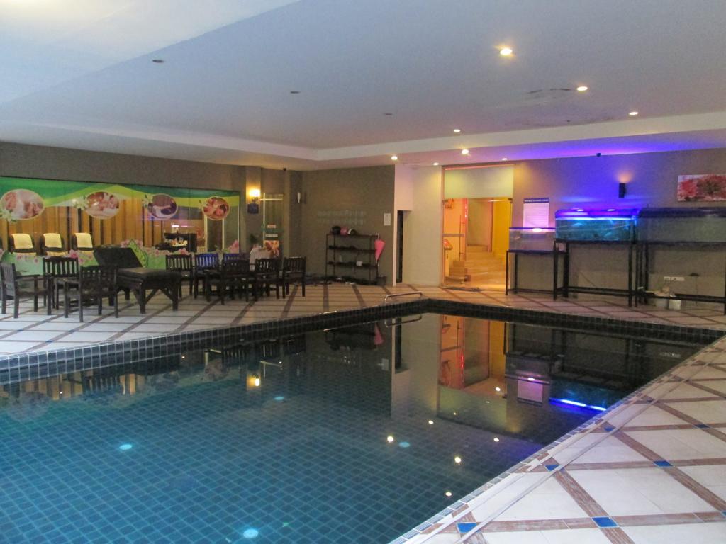 Отель Pattaya Loft Экстерьер фото